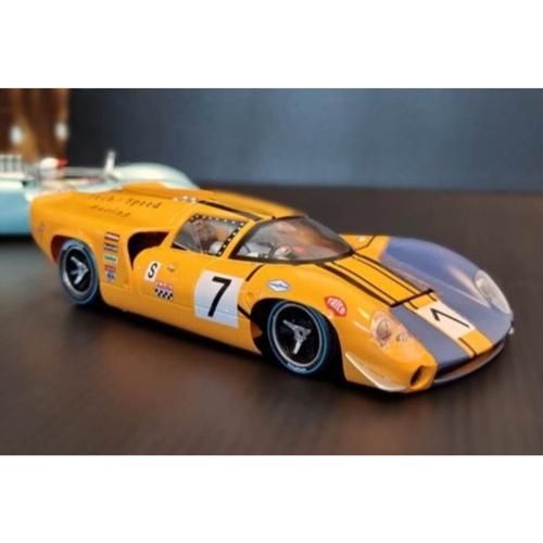 ThunderSlot CA00105S/W Lola T70 MkIII No.7 BOAC Brand Hatch 1969